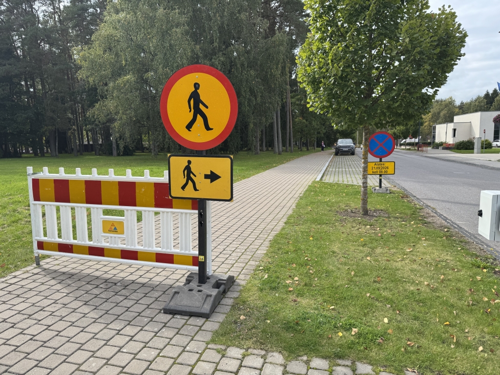 Kõnnitee on liikumiseks suletud